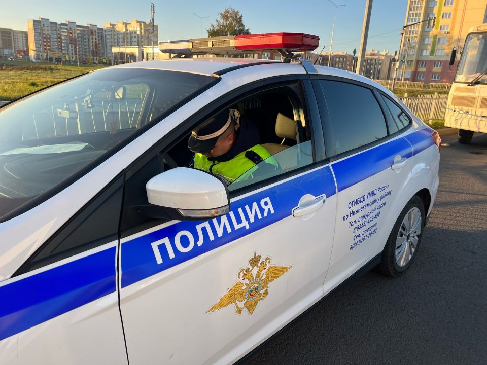 В ГАИ наконец поставили точку: до какого возраста можно садиться за руль машины - пенсионерам озвучили действующие ограничения