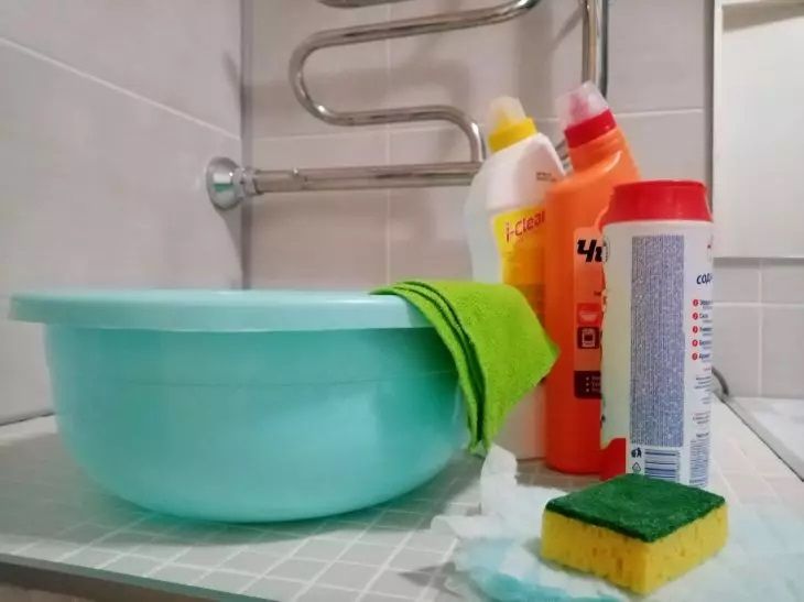 Как лучше использовать уксус для уборки дома