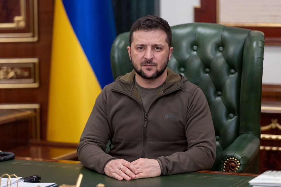 Зеленский завершил президентский срок: украинцы в ожидании новых перемен
