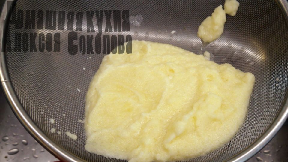  :        