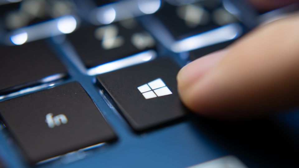  Windows 10:       