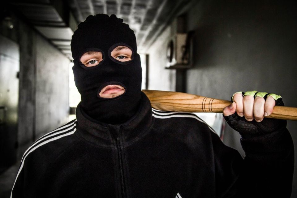       :   