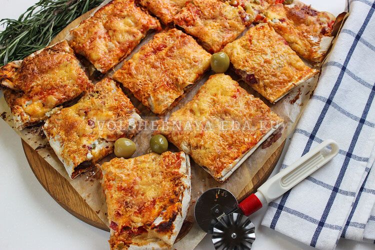 Пицца из лаваша