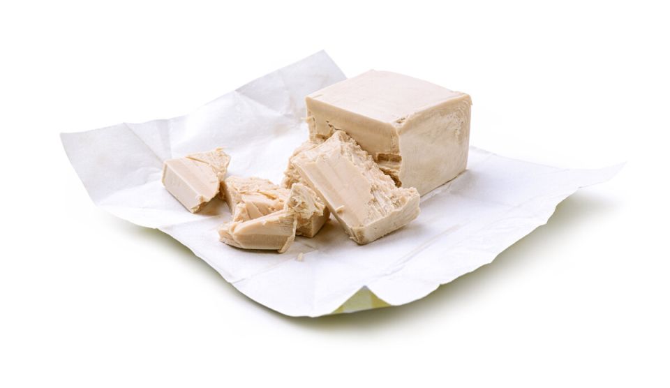 Хлебопекарные дрожжи: секреты, мифы и реальная польза для организма