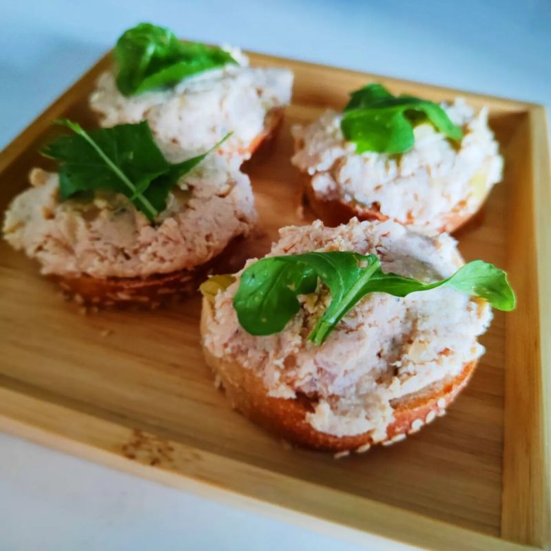 Как превратить остатки курицы в изысканный куриный паштет