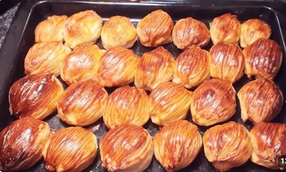 Вдохновляющая выпечка: яблочно-заварной пирог для уютных чаепитий