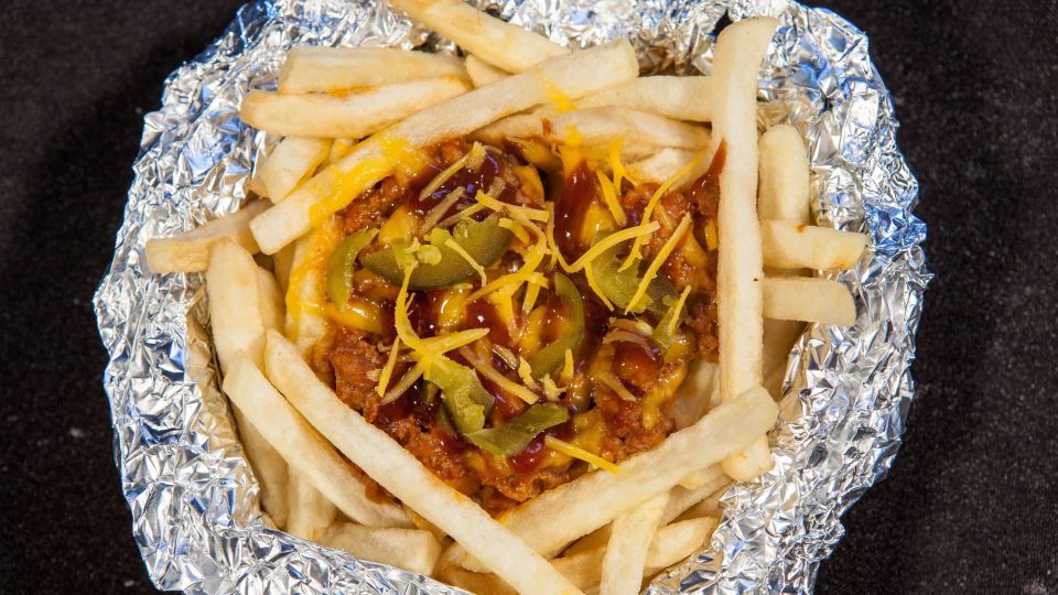 Немедленно убрать: врач предупредил об опасности кухонного атрибута