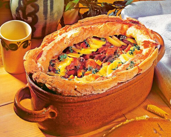 Необычное рагу: свинина и телятина, запеченные с овощами и белым вином