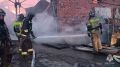 Огнеборцы МЧС России ликвидируют пожар гаражного бокса в Чите