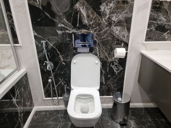   ?           ,    