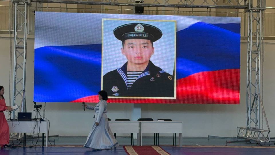 Церемония открытия турнира по вольной борьбе памяти Героя России Алдара Цыденжапова
