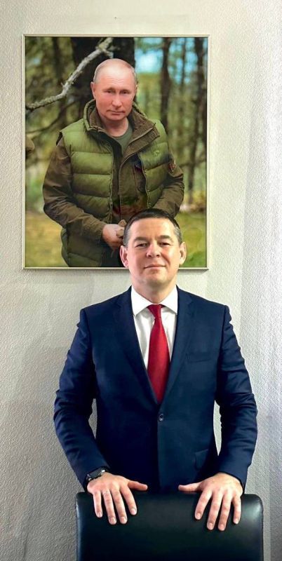 Весь мир отмечал день рождения Владимира Владимировича Путина нашего Верховного Главнокомандующего, нашего Президента!