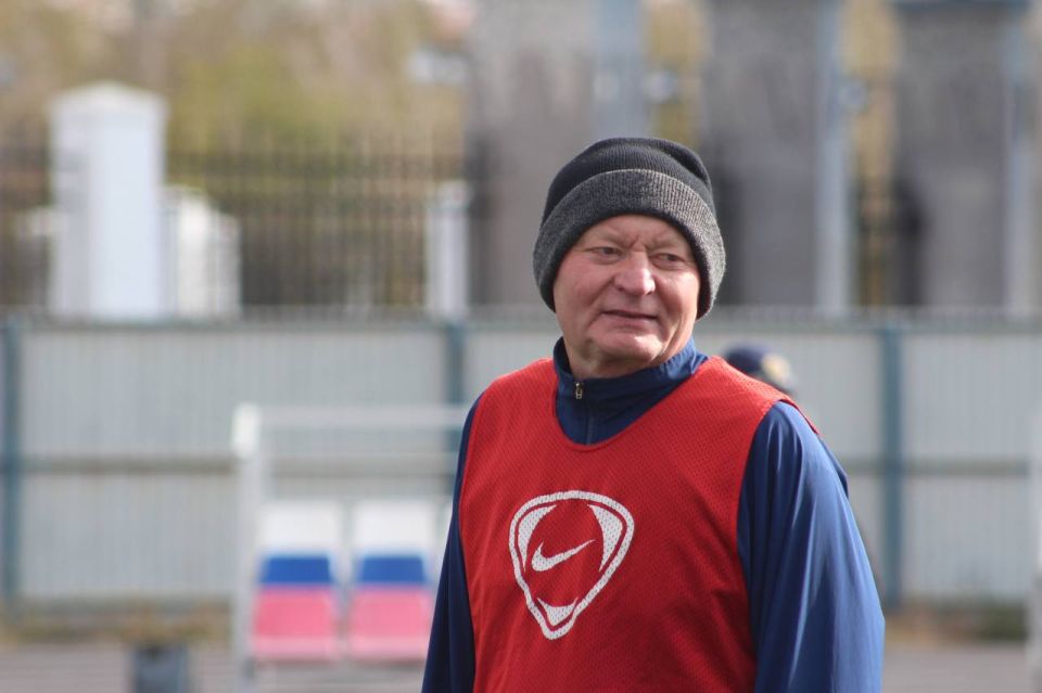 Традиционный турнир по футболу, посвященный памяти спортивного журналиста Владимира Галактионова, завершился в Чите