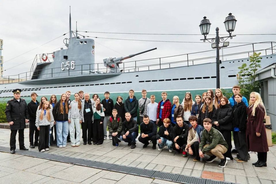 Юные правоведы в рамках экскурсионной программы посетили ведомственный вуз прокуратуры России