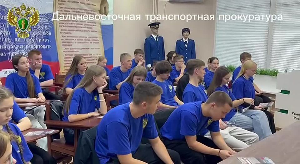 С зацепингом в молодежной среде, его опасностью, и основными правилами безопасности на транспорте познакомили Юных правоведов