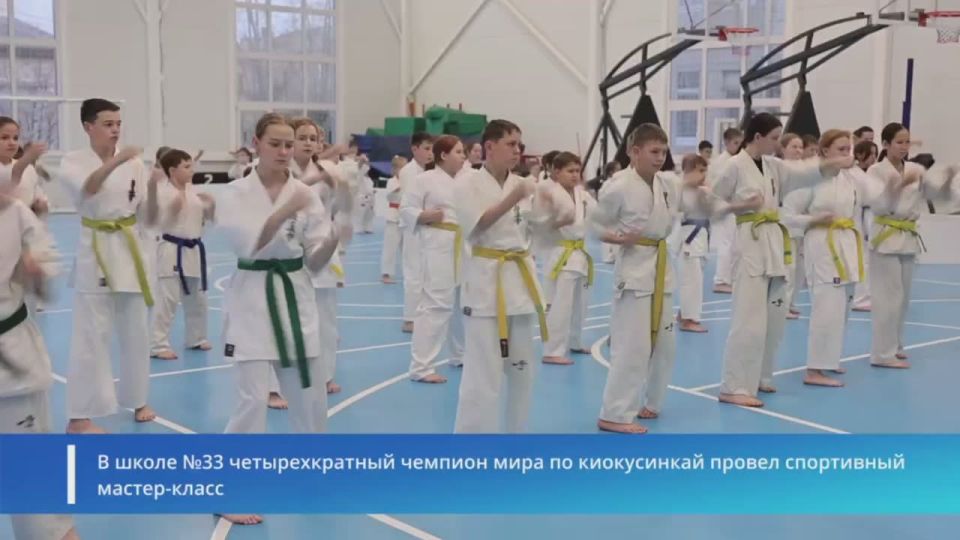Куратор строительства школьных спортзалов в регионах ДФО и проекта «Тропы Дальнего Востока» Хаид Мантаев побывал в Чите с рабочим визитом