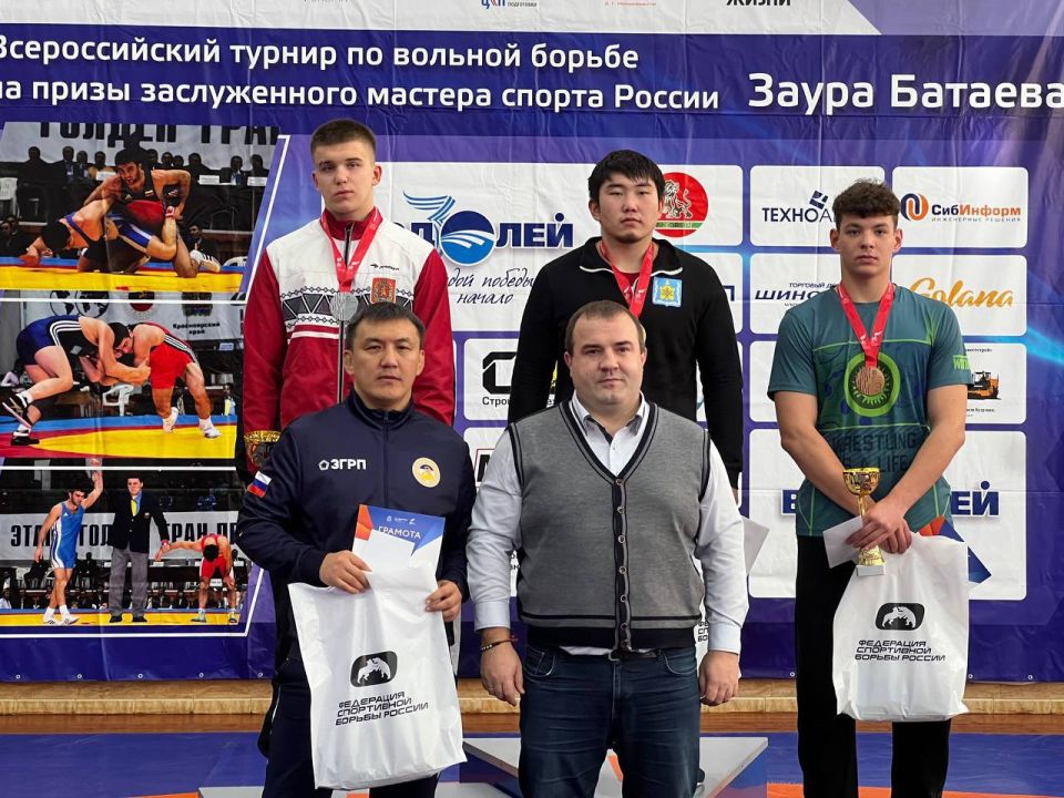 Хорошие новости с борцовского турнира в Красноярске