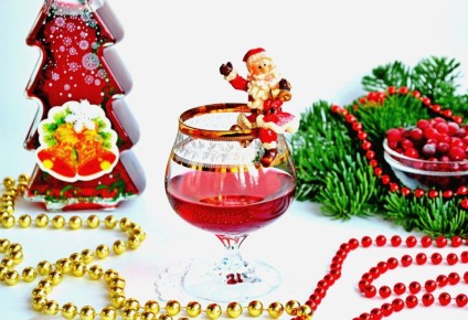 Как приготовить клюквенную настойку: простой рецепт для праздничного стола