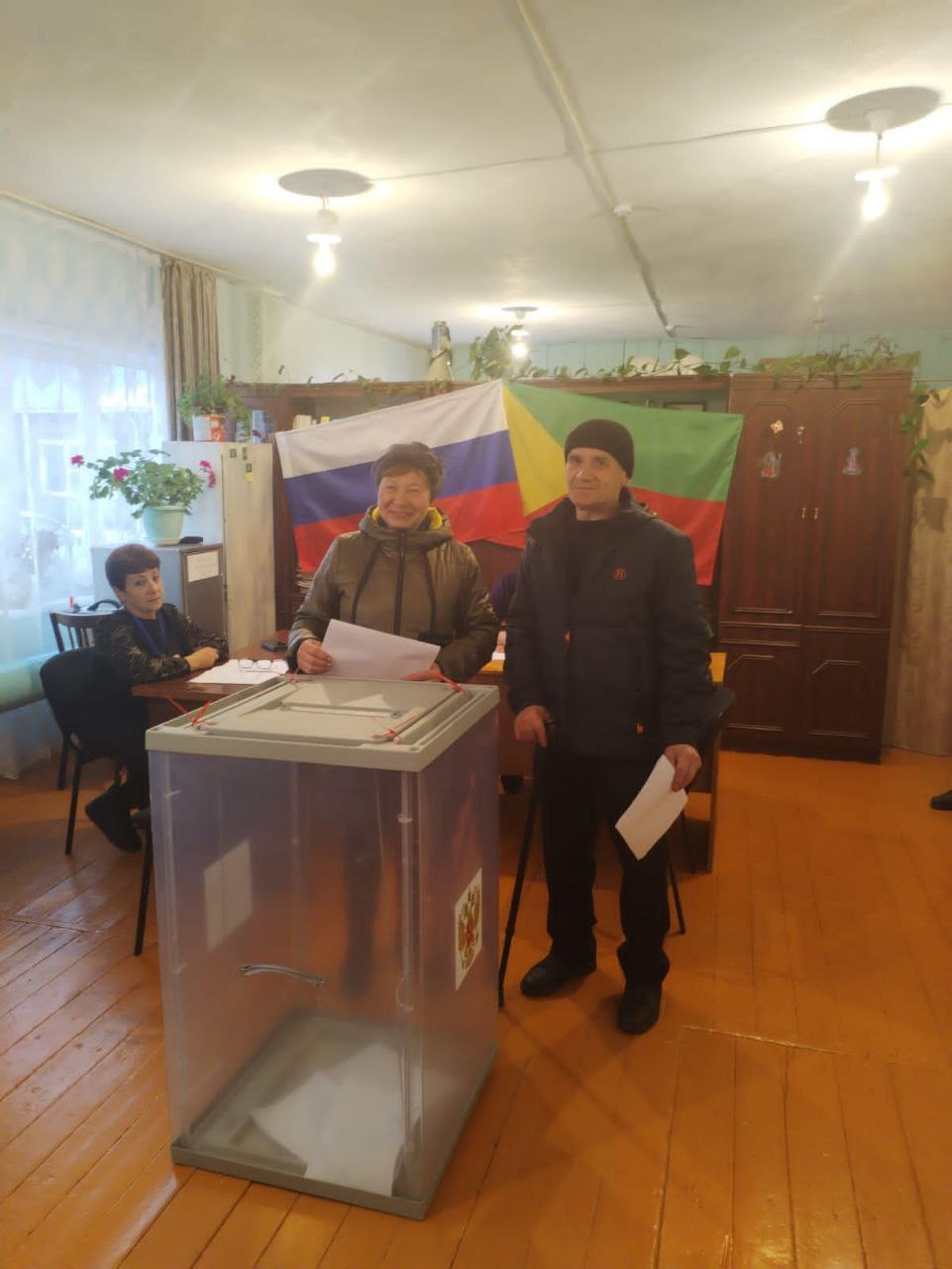Продолжается голосование по выборам депутатов Совета первого созыва Чернышевского муниципального округа Продолжается голосование по выборам депутатов Совета первого созыва Чернышевского муниципального округа