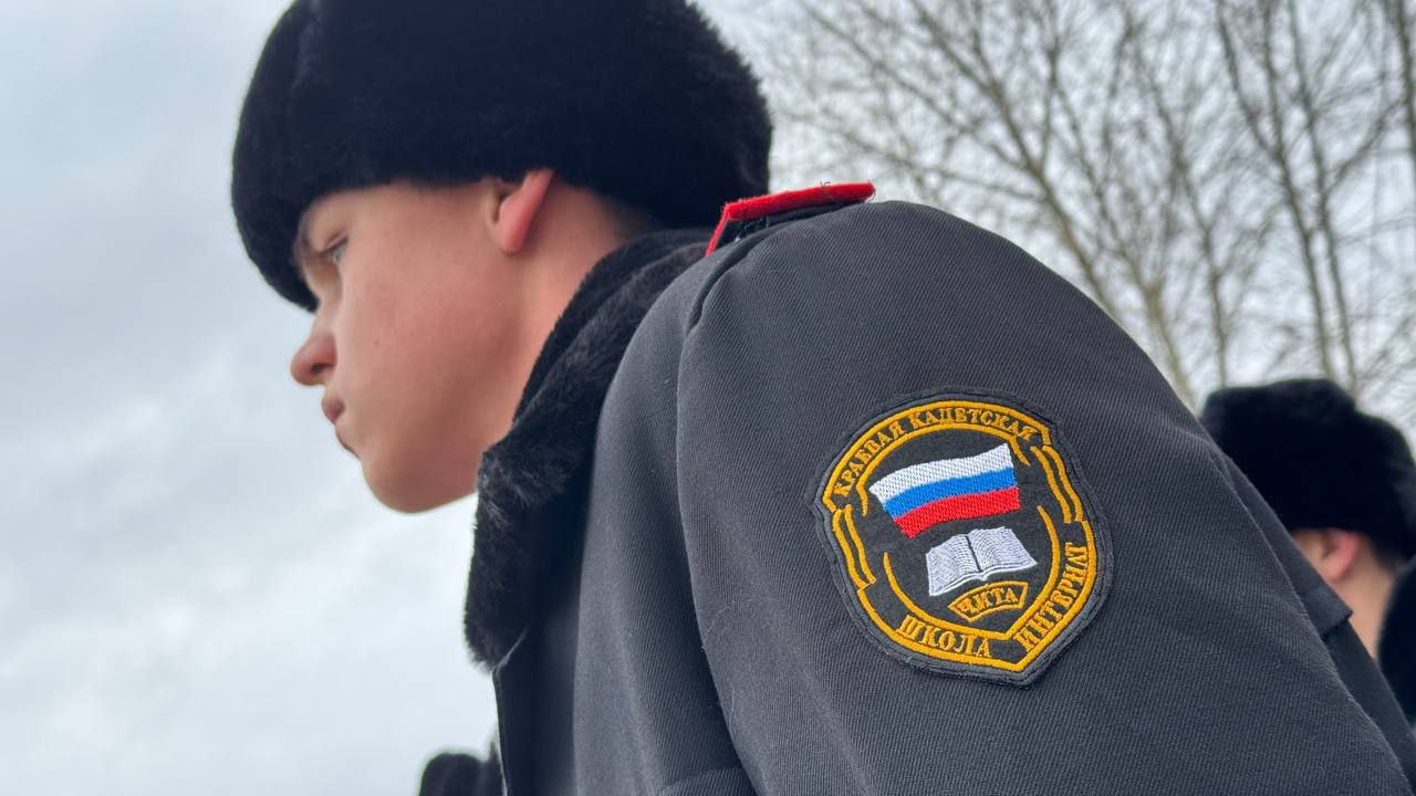 Генерал-лейтенант Роман Греков провел Урок Мужества для кадетов Забайкалья Генерал-лейтенант Роман Греков провел Урок Мужества для кадетов Забайкалья