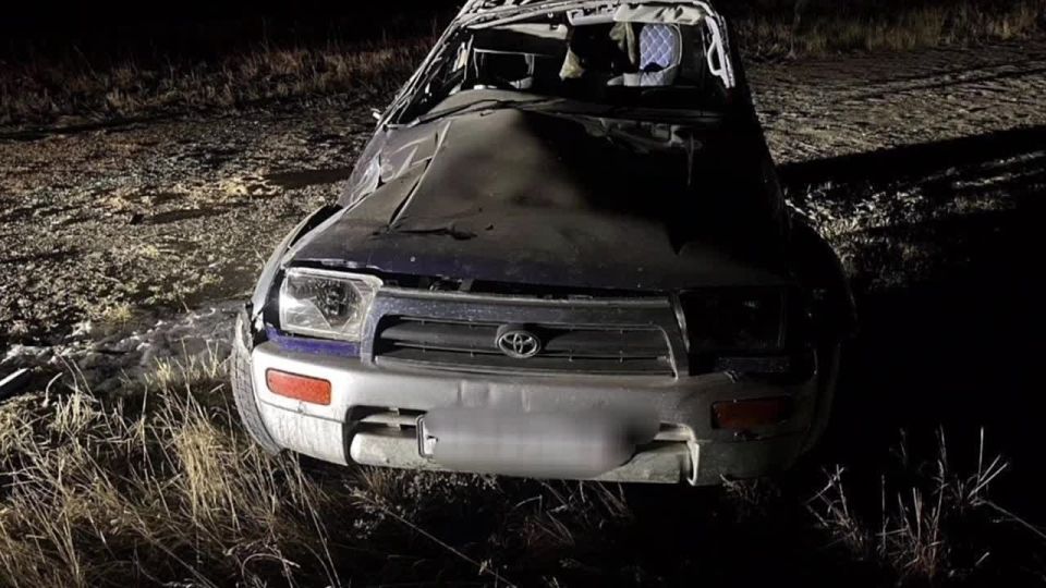 27   23:30         - ( )  &quot;Toyota Hilux Surf&quot;    ,    . ...