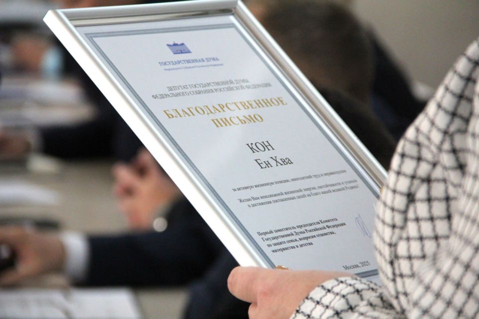  .                   ,  ,     