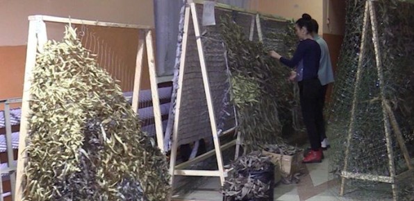 Автор из Приаргунска посвятила песню волонтёрам, которые создают маскировку для бойцов СВО