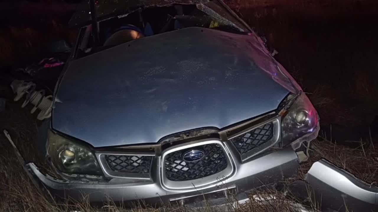 28 октября в вечернее время на РАД "Подъезд к с. Байгул", 10 км (Чернышевский район) по предварительным данным 32-летний водитель  автомашины "Субару Impreza" (не имеет прав управления) допустил съезд с проезжей части с...