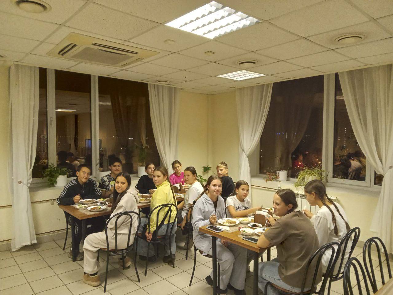 В ритме скольжения: Жизнь команды конькобежного спорта СШОР№1 В ритме скольжения: Жизнь команды конькобежного спорта СШОР№1