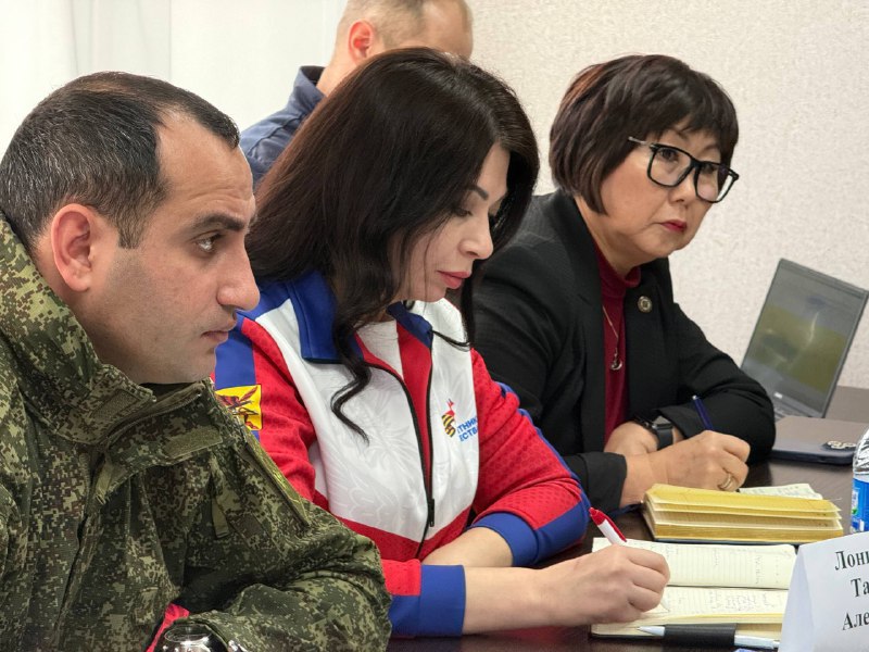 Генерал-лейтенант Роман Греков работает Приаргунске Генерал-лейтенант Роман Греков работает Приаргунске