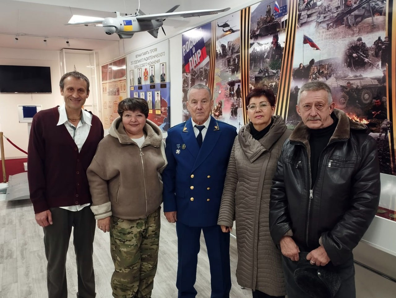 В преддверии Дня народного единства общественная организация ветеранов и пенсионеров прокуратуры региона совместно с Культурным фронтом Забайкалья в одной из воинской части провела творческий вечер «О Родине с любовью» В преддверии Дня народного единства общественная организация ветеранов и пенсионеров прокуратуры региона совместно с Культурным фронтом Забайкалья в одной из воинской части провела творческий вечер «О Родине с любовью»