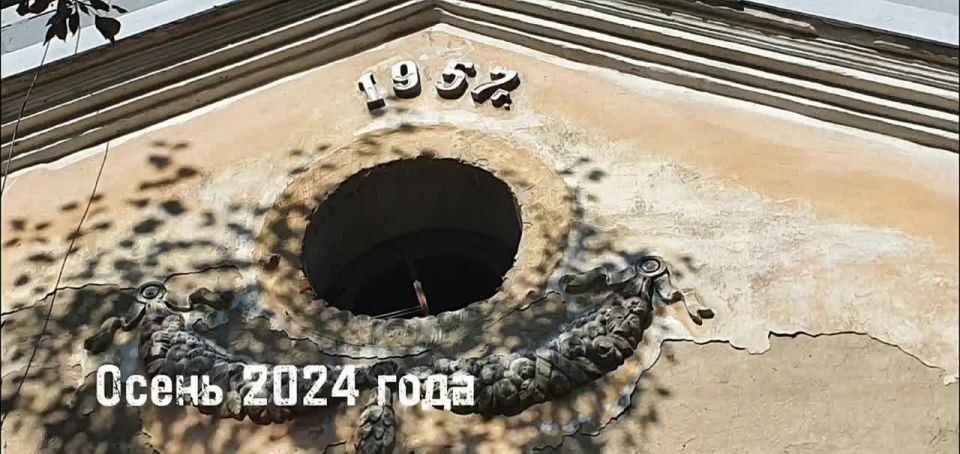 О том, как меняется дом за время капремонта, смотрите в ролике