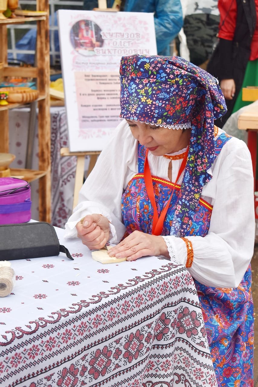 Более 100 лет семья из Забайкалья хранит традиции народного ремесла Более 100 лет семья из Забайкалья хранит традиции народного ремесла