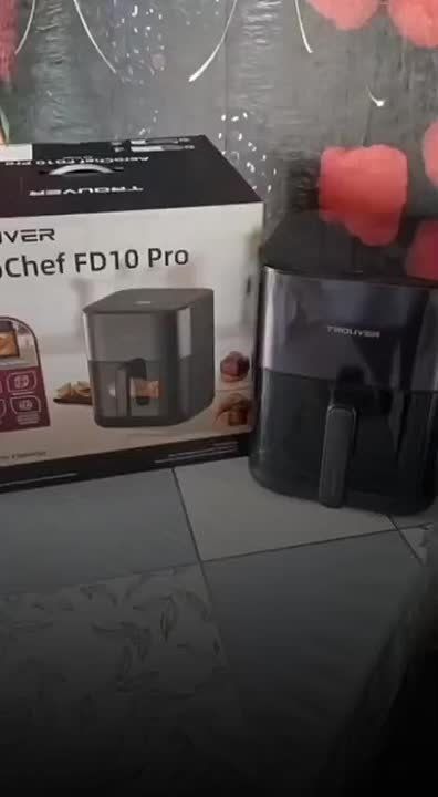 Победитель конкурса фотографий урожая забрал свой приз