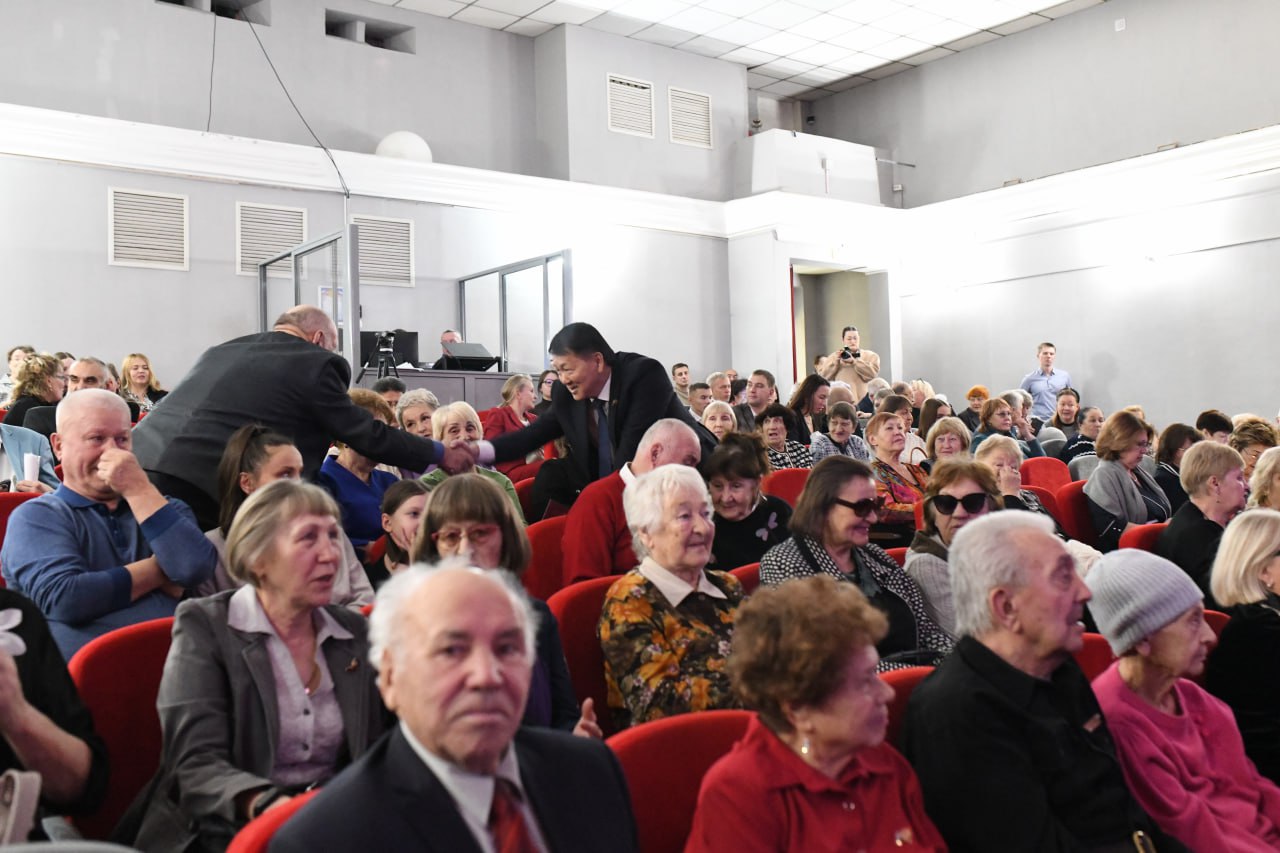 Ингодинский район Читы отметил 80-летие Ингодинский район Читы отметил 80-летие