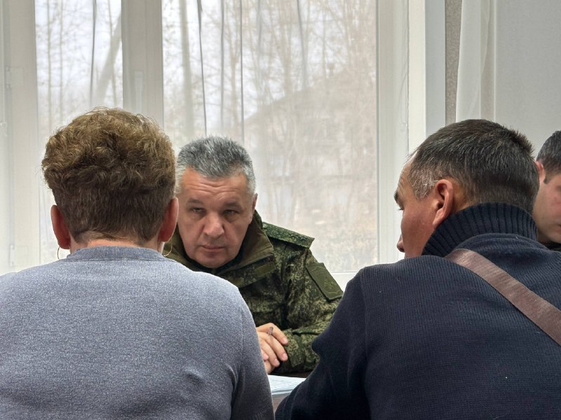 Генерал-лейтенант Роман Греков ответил на вопросы семей участников СВО из Приаргунского округа Генерал-лейтенант Роман Греков ответил на вопросы семей участников СВО из Приаргунского округа