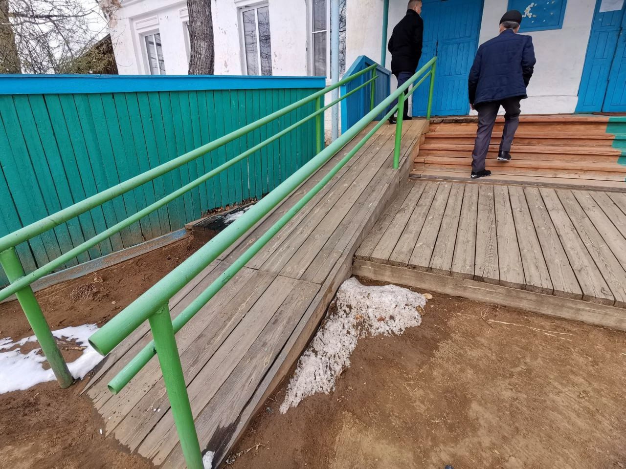 Здания домов культур и социальных объектов сразу в пяти селах Улетовского муниципального округа стали доступнее для инвалидов Здания домов культур и социальных объектов сразу в пяти селах Улетовского муниципального округа стали доступнее для инвалидов