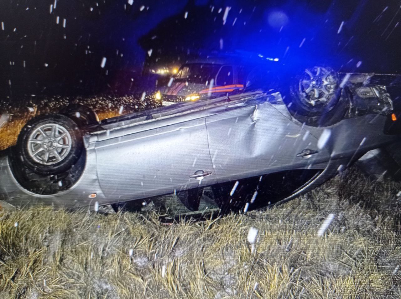 31 октября вечером на ФАД Р-258 "Чита-Забайкальск", 189 км водитель "Т-Аллион" по предварительным данным не справился с управлением, допустил опрокидывание транспортного средства.Водитель не имеет прав управления,в состоянии...