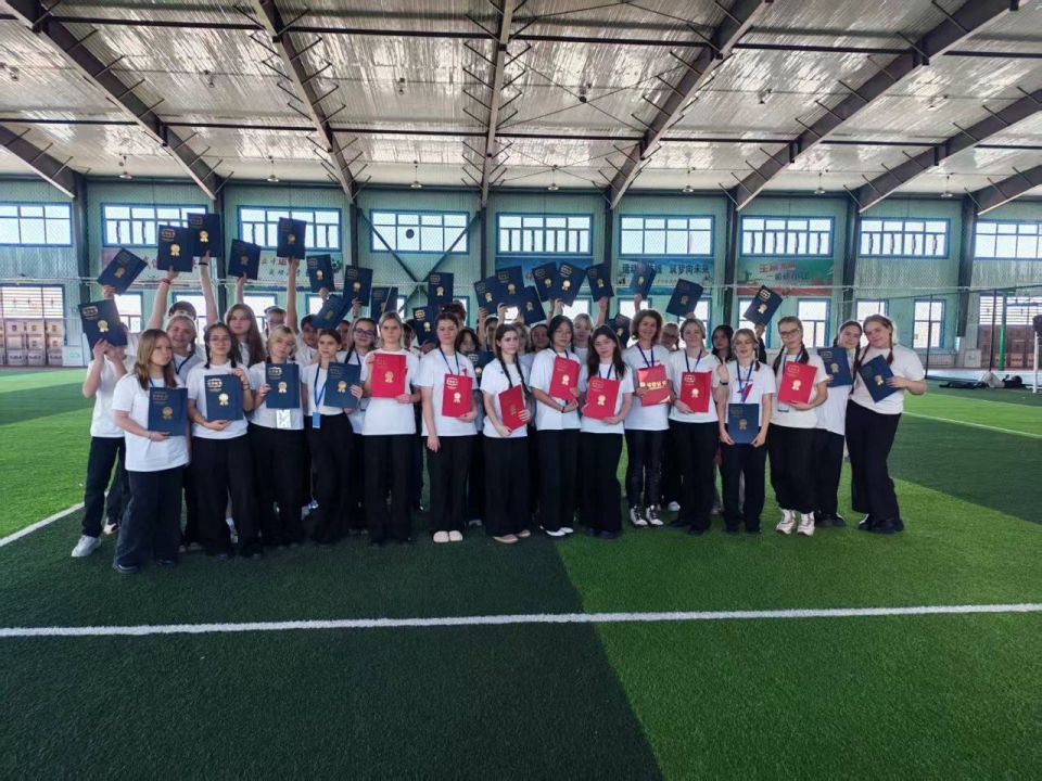 Дипломатия укрепляет дружбу народов Дипломатия укрепляет дружбу народов