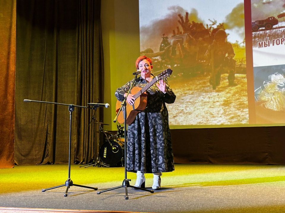 Ветеранская организация прокуратуры Забайкалья в преддверии Дня народного единства провела творческий вечер для солдат-срочников Ветеранская организация прокуратуры Забайкалья в преддверии Дня народного единства провела творческий вечер для солдат-срочников