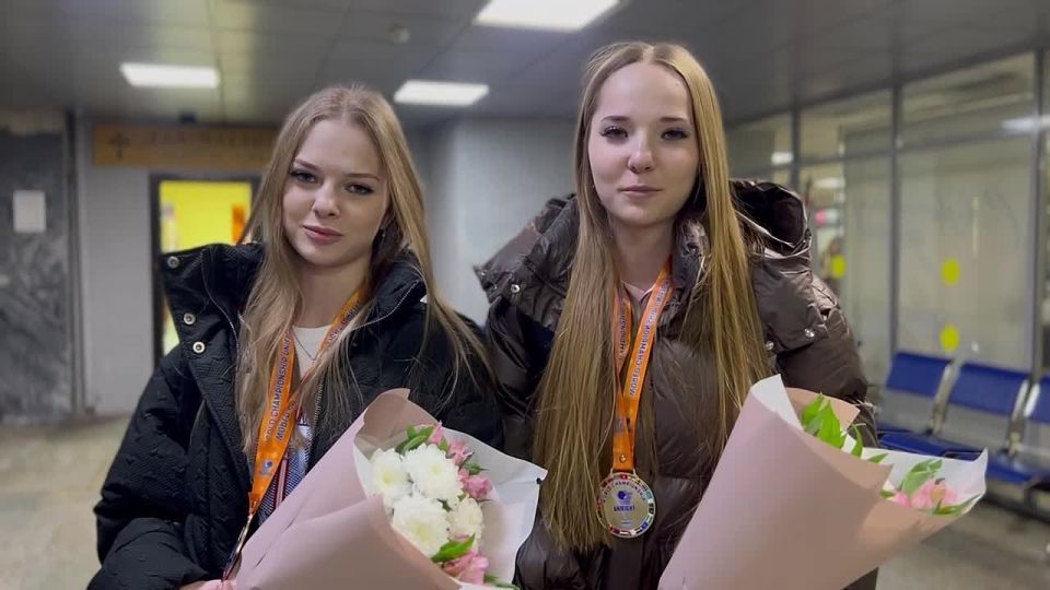 Забайкальские чемпионы прибыли в Читу и поздравили Забайкальский край