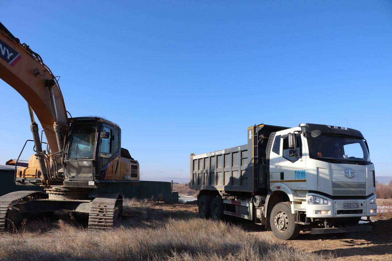 Река Чита уже не раз демонстрировала свой строптивый нрав во время паводков Река Чита уже не раз демонстрировала свой строптивый нрав во время паводков