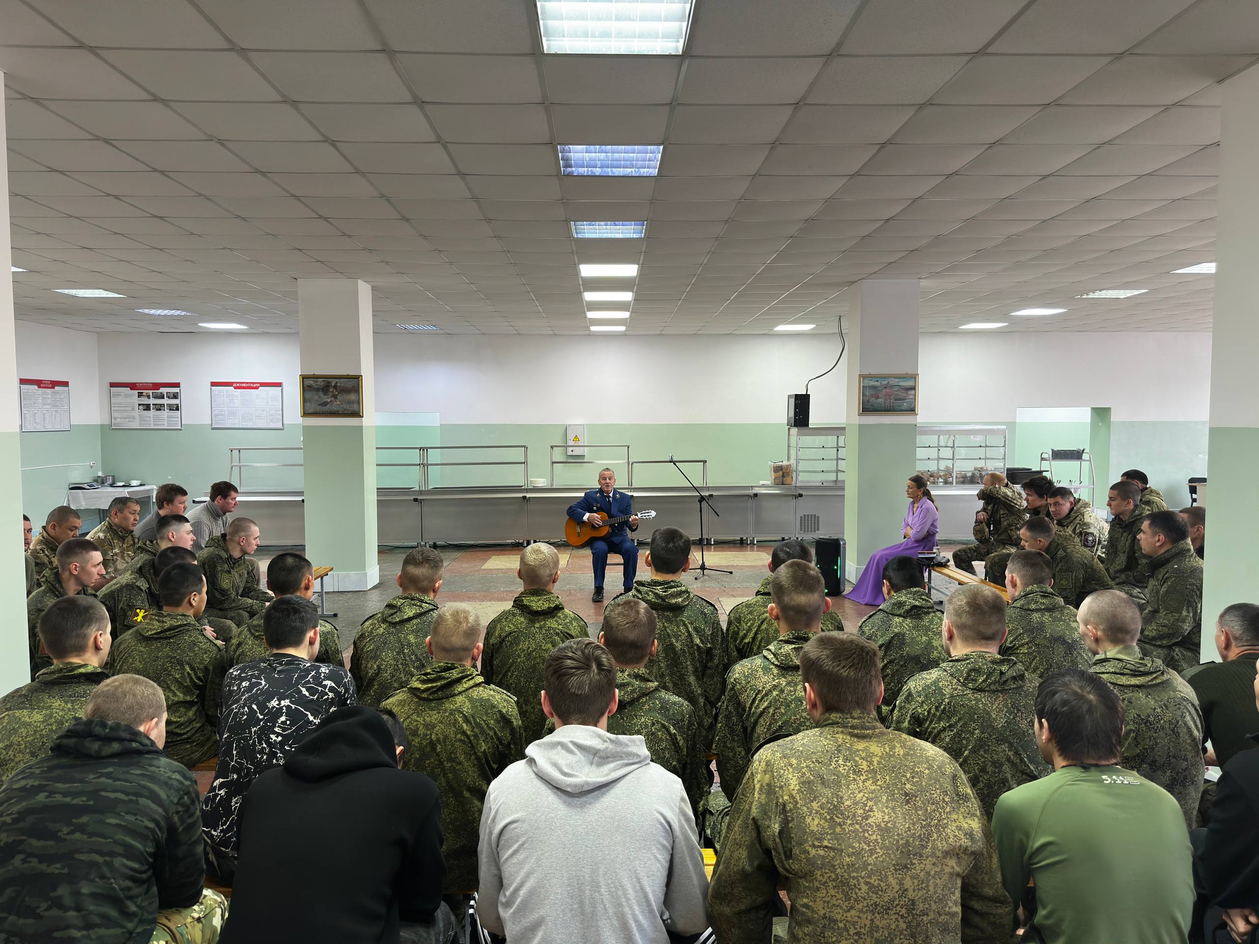 Ветеранская организация прокуратуры Забайкалья в рамках государственно-патриотического воспитания провела творческую встречу с солдатами-срочниками Ветеранская организация прокуратуры Забайкалья в рамках государственно-патриотического воспитания провела творческую встречу с солдатами-срочниками