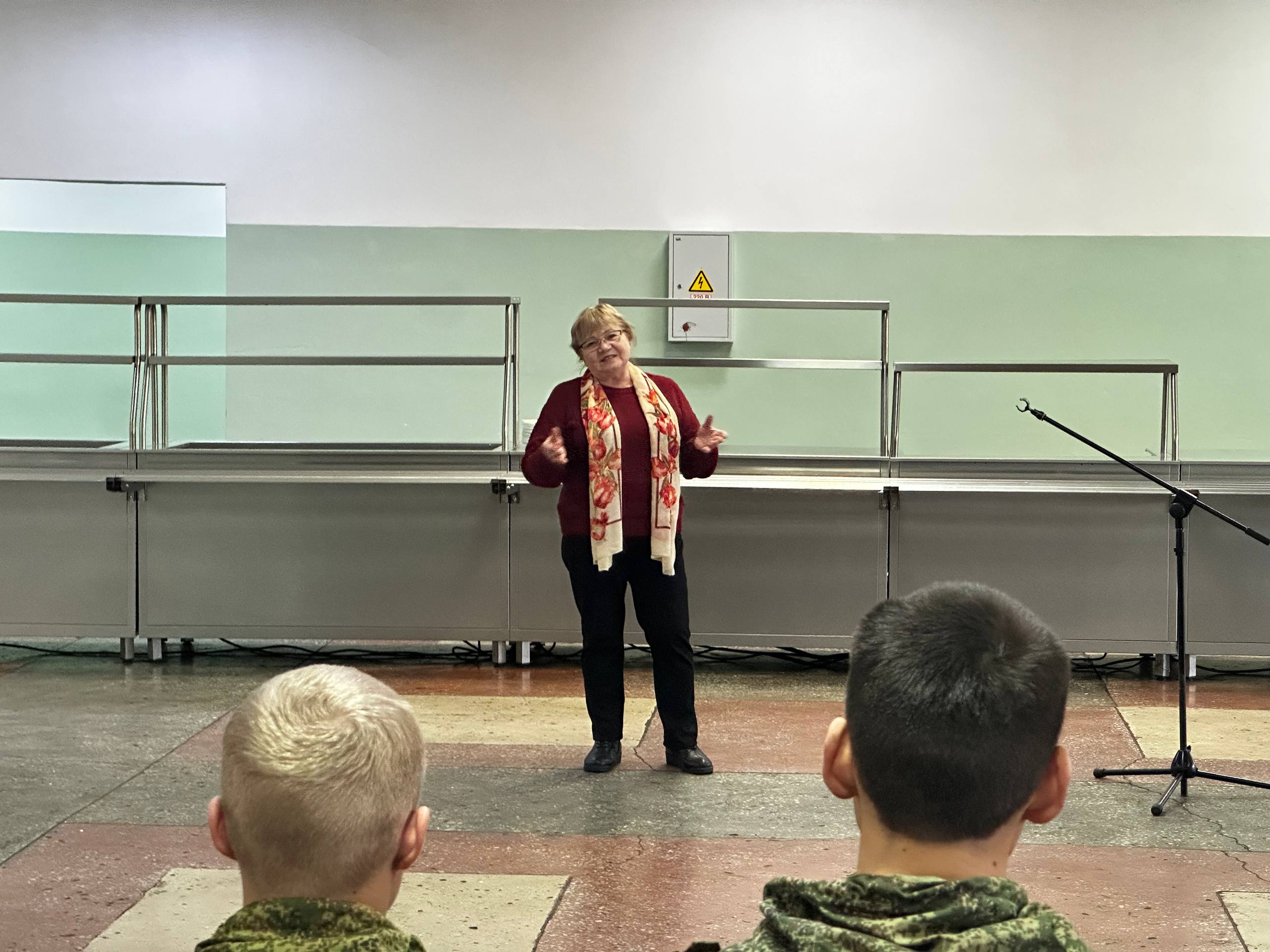 Ветеранская организация прокуратуры Забайкалья в рамках государственно-патриотического воспитания провела творческую встречу с солдатами-срочниками Ветеранская организация прокуратуры Забайкалья в рамках государственно-патриотического воспитания провела творческую встречу с солдатами-срочниками