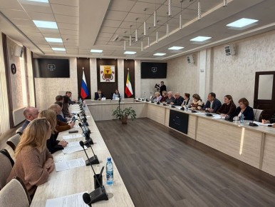 Сегодня в Чите проходит заседание Президиума Ассоциации советов общественности города Читы