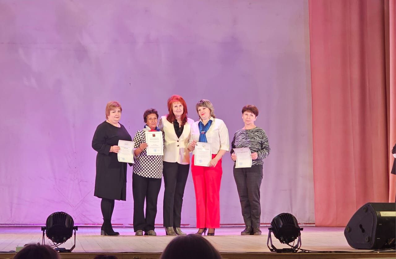 Даурские самоцветы зажглись в Петровск-Забайкальске Даурские самоцветы зажглись в Петровск-Забайкальске