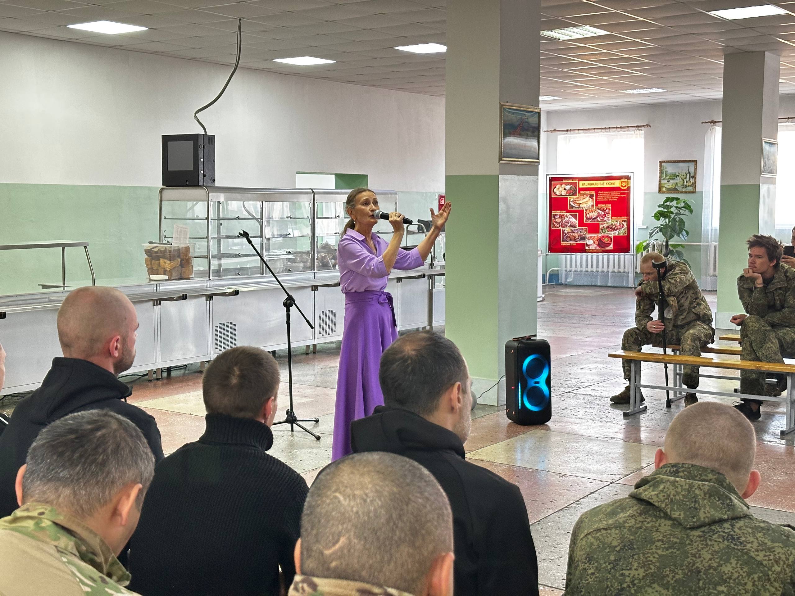 Ветеранская организация прокуратуры Забайкалья в рамках государственно-патриотического воспитания провела творческую встречу с солдатами-срочниками Ветеранская организация прокуратуры Забайкалья в рамках государственно-патриотического воспитания провела творческую встречу с солдатами-срочниками