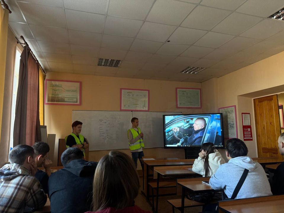 Студенты за безопасность дорожного движения