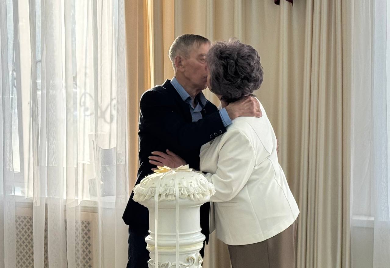 50 лет в любви, взаимопонимании и гармонии: супруги Васильевы отметили золотую свадьбу 50 лет в любви, взаимопонимании и гармонии: супруги Васильевы отметили золотую свадьбу