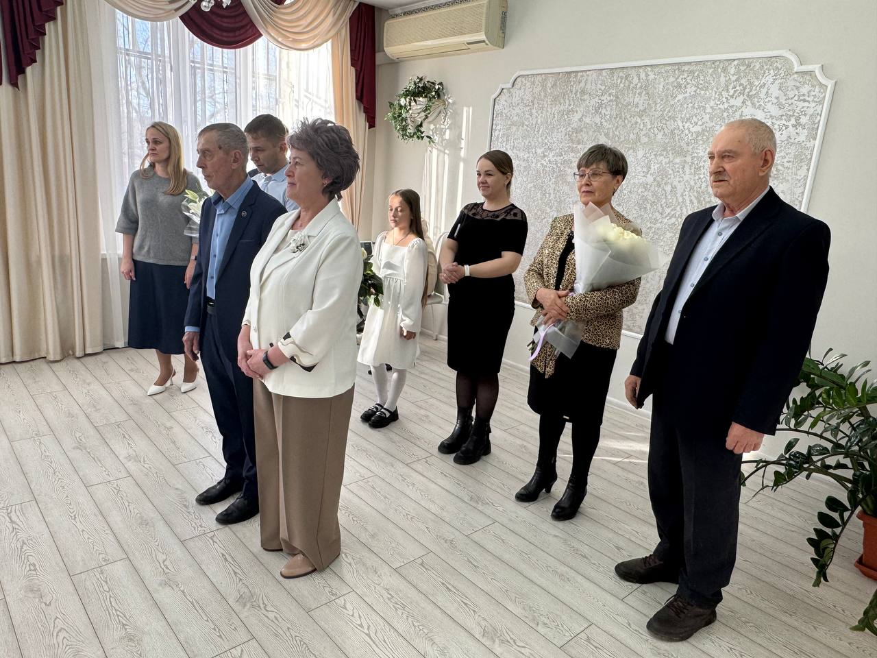 50 лет в любви, взаимопонимании и гармонии: супруги Васильевы отметили золотую свадьбу 50 лет в любви, взаимопонимании и гармонии: супруги Васильевы отметили золотую свадьбу